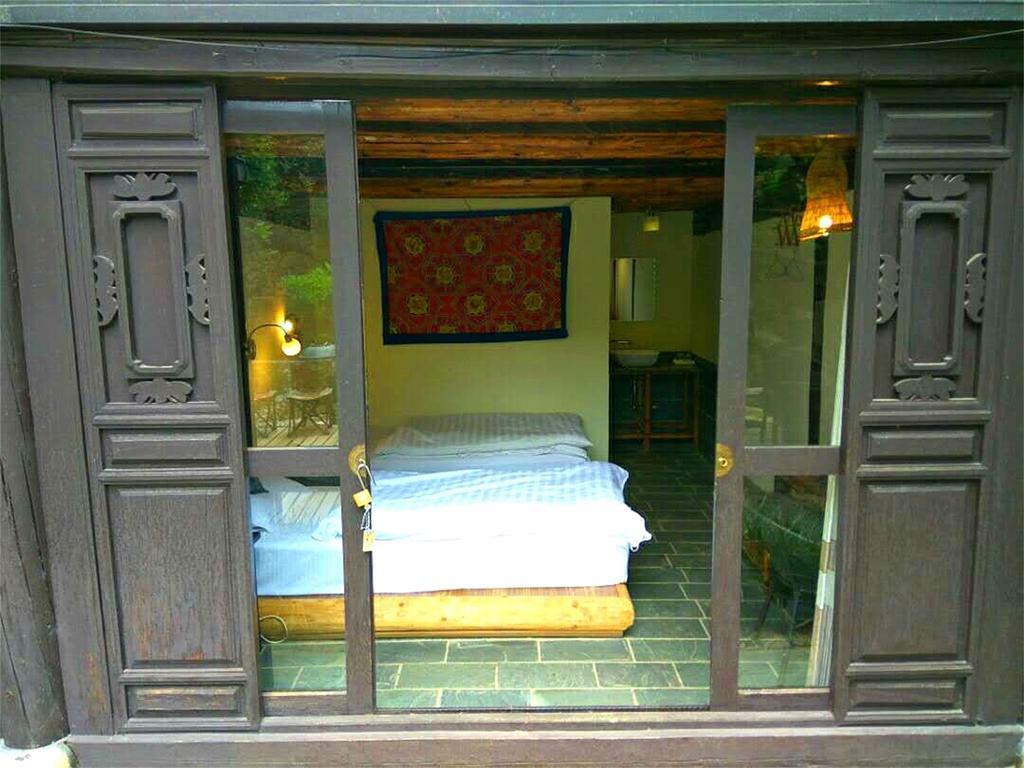 Lijiang Baisha Free Time Designed Hotel Eksteriør billede